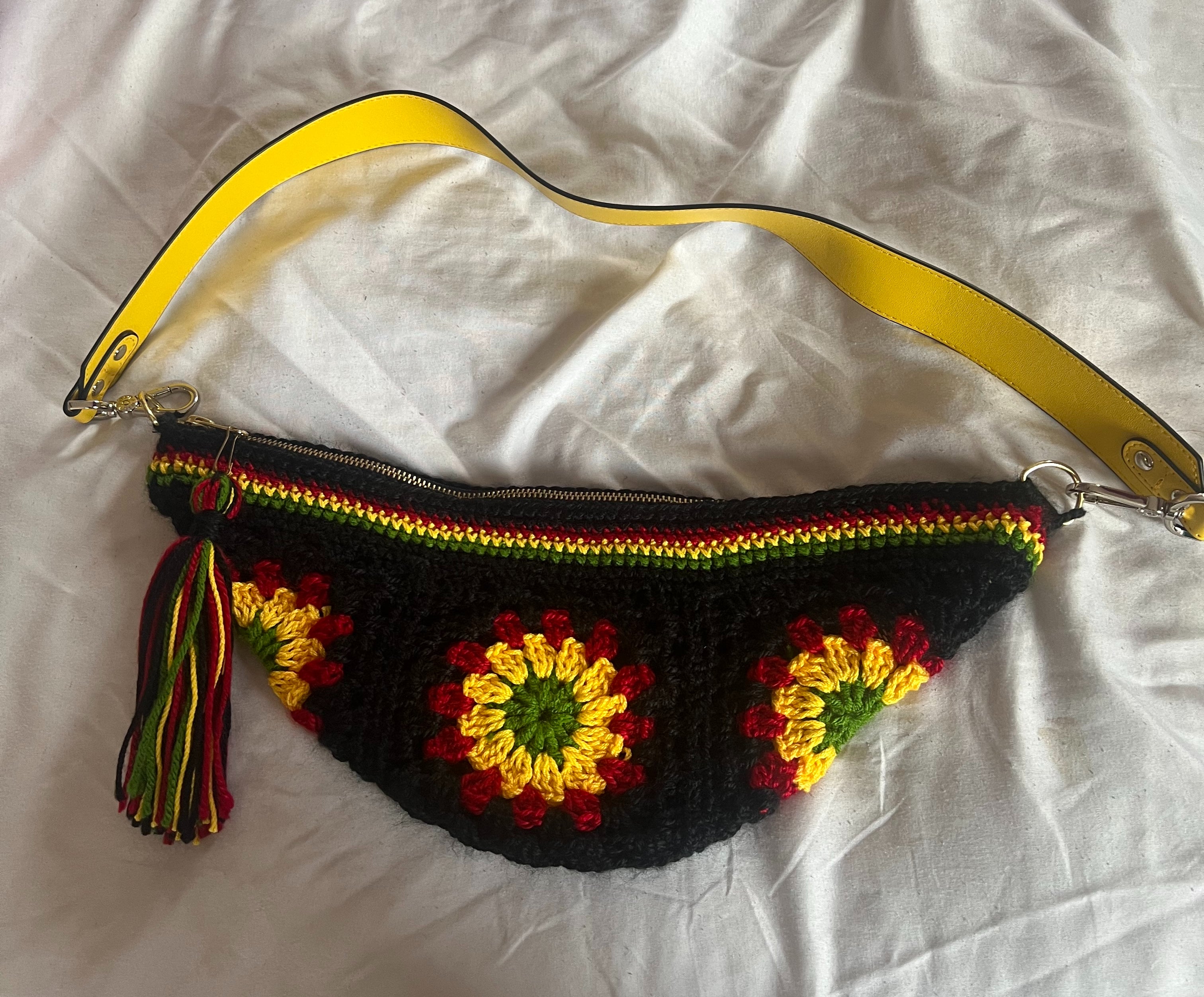 Roots Flame Crochet Sling